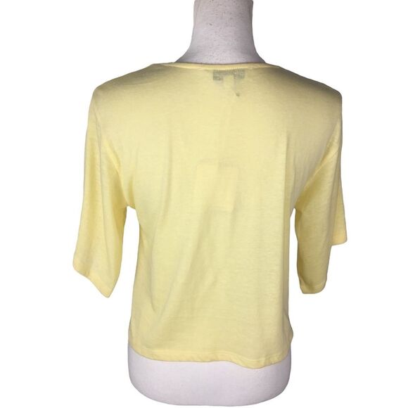 NWT Yellow V Neck Tie Front Shirt Size Small Lightweight - Picture 6 of 8